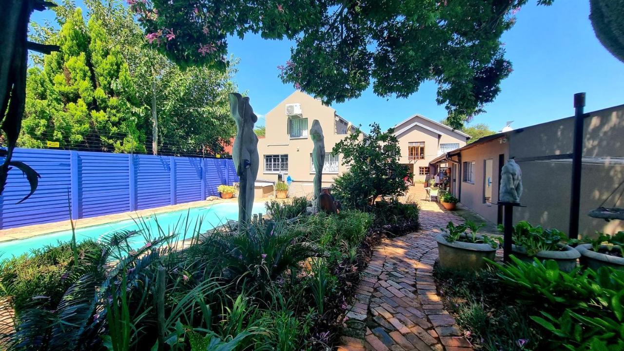 The Sculpture Yard Apartment Pretoria-Noord Exterior foto