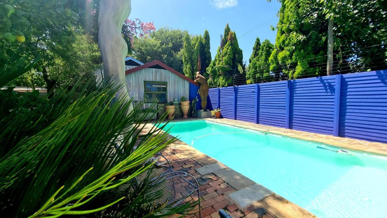 The Sculpture Yard Apartment Pretoria-Noord Exterior foto