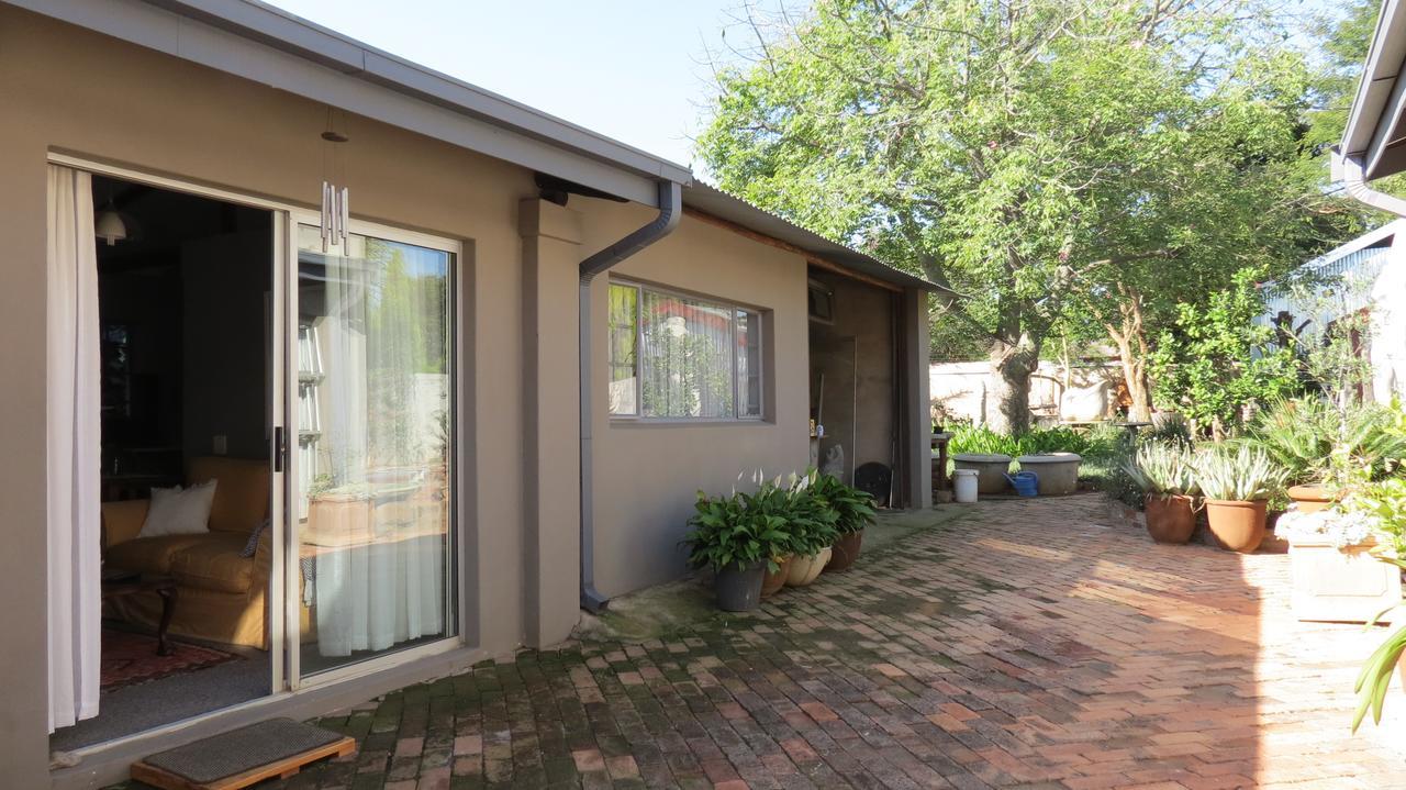 The Sculpture Yard Apartment Pretoria-Noord Exterior foto