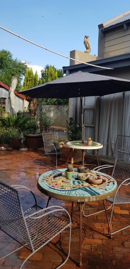 The Sculpture Yard Apartment Pretoria-Noord Exterior foto